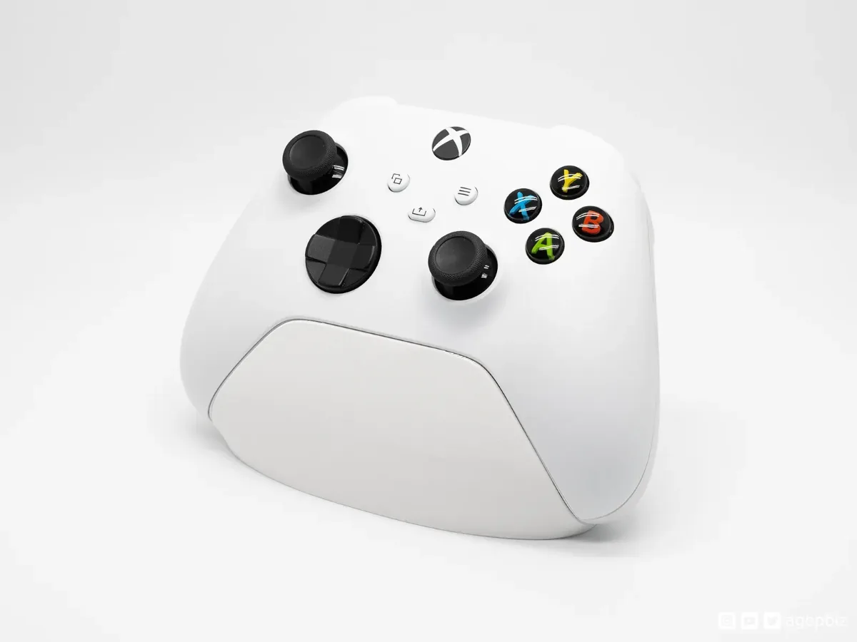 Minimalistic Xbox Controller Stand